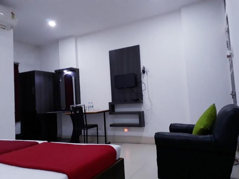 Hotel Executive Inn Hailakandi Rum bild